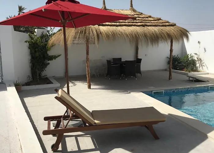 Villa Dhiefa Avec Piscine