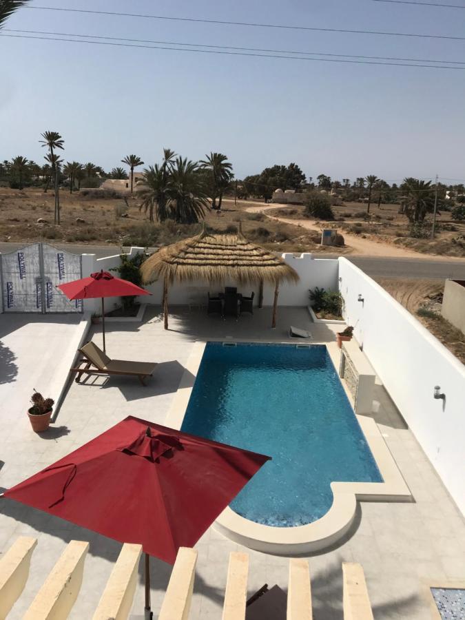 Vakantiehuis Dhiefa Avec Piscine