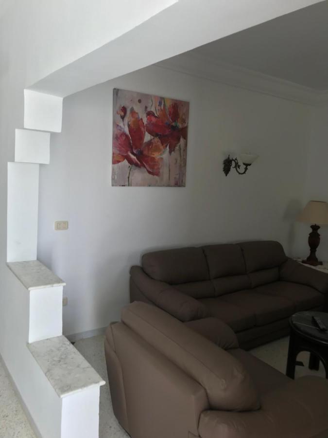 Vakantiehuis Dhiefa Avec Piscine Temlale